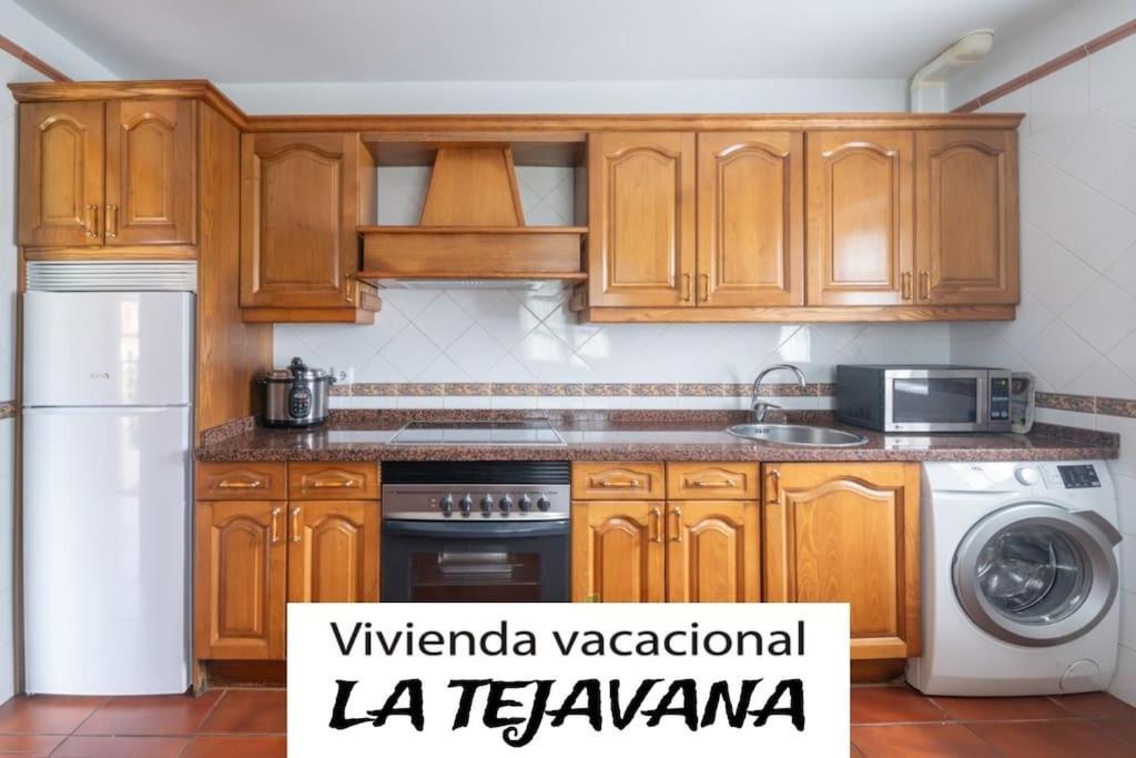 Vivienda Vacacional La Tejavana Llames de Pria Ngoại thất bức ảnh